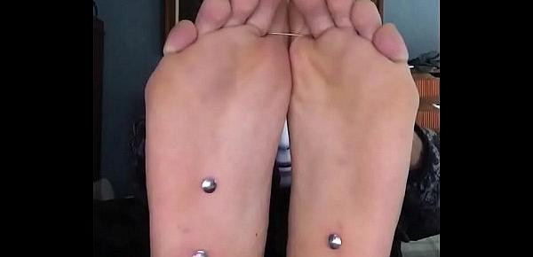  Extreme Feet Torture Needles